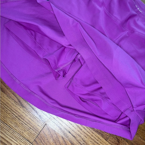 Nike Golf Skirt /Short with Zipper Pockets - Picture 4 of 10